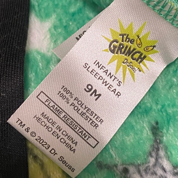 Christmas Grinch Infant Pajamas - Size 6-9 Months - Picture 3 of 4